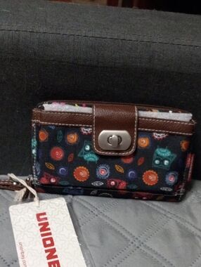 UNIONBAY Multicolor Owl & Floral Wristlet with Brown Trim